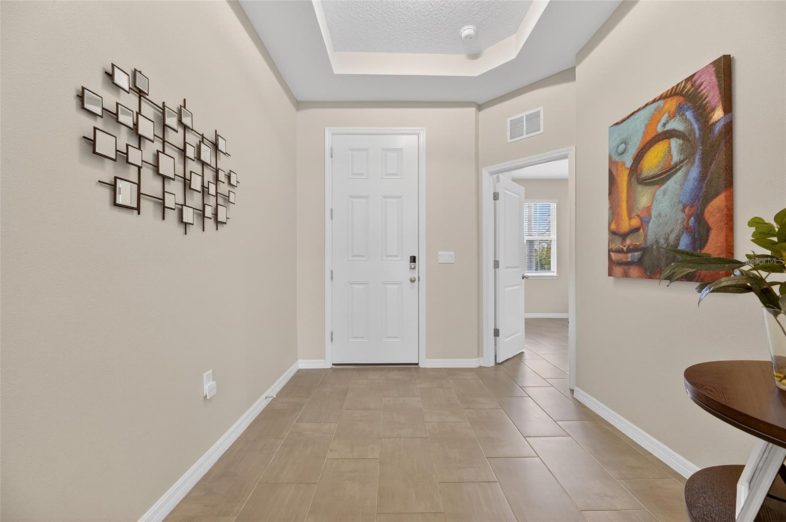 446 6th, Ruskin, FL 33570