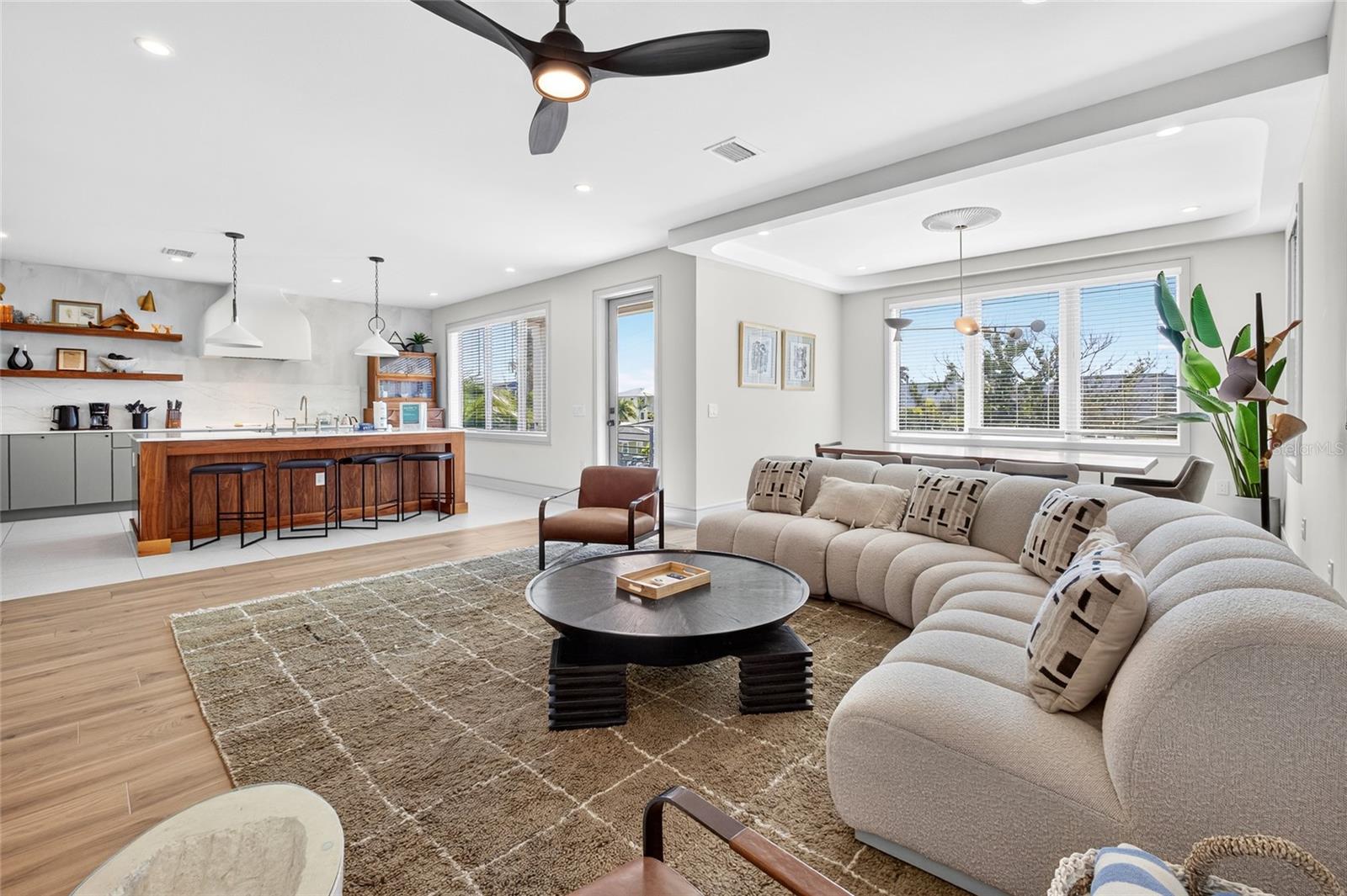 100 12th, Bradenton Beach, FL 34217