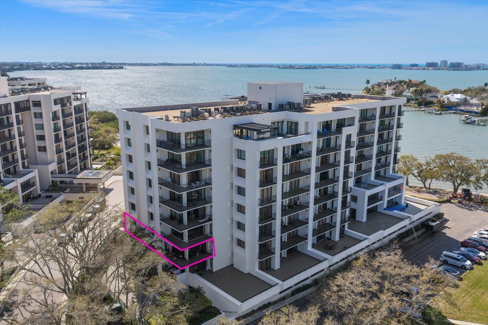 8 Belleview Unit 203, Belleair, FL 33756