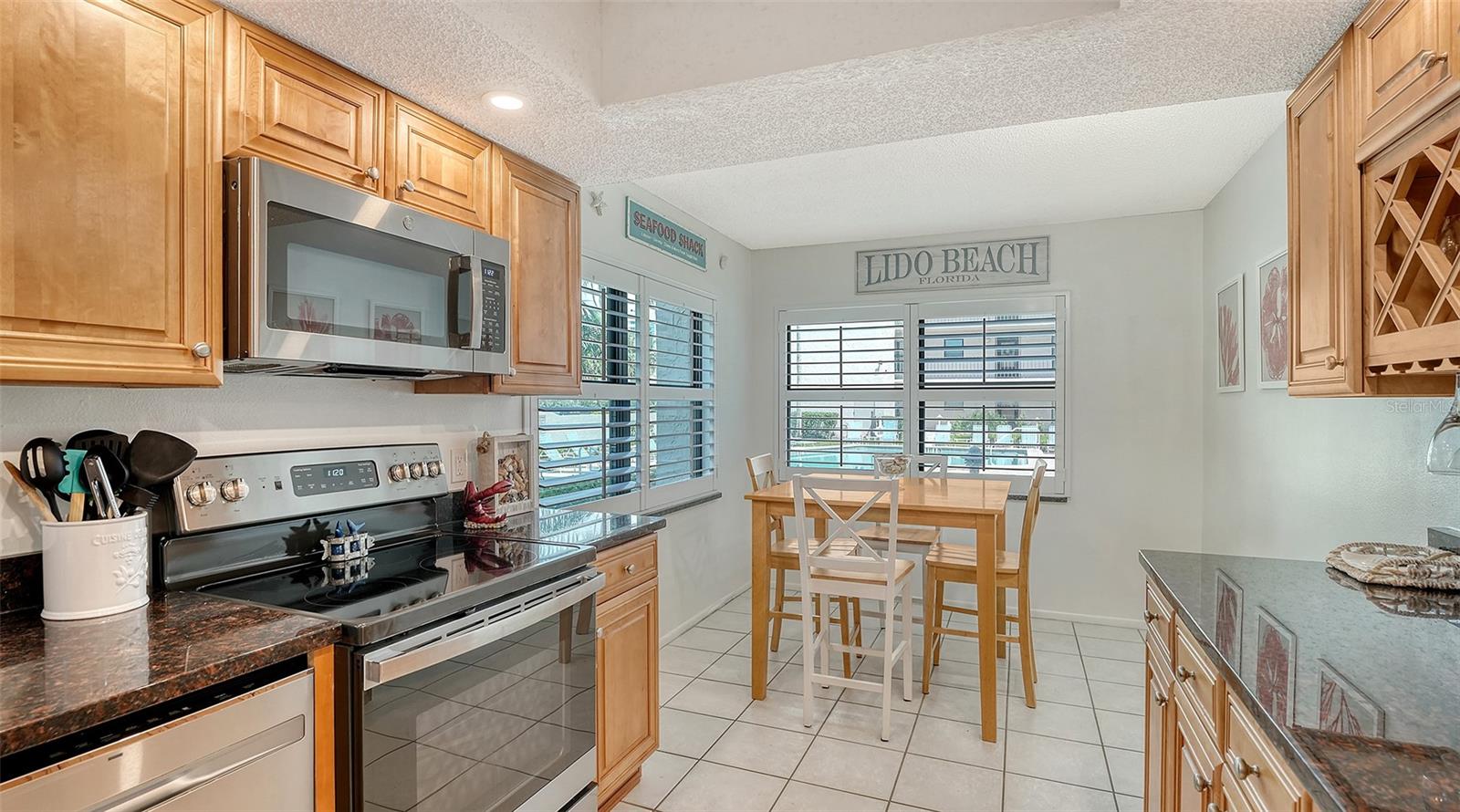 1001 Benjamin Franklin Unit 110, Sarasota, FL 34236