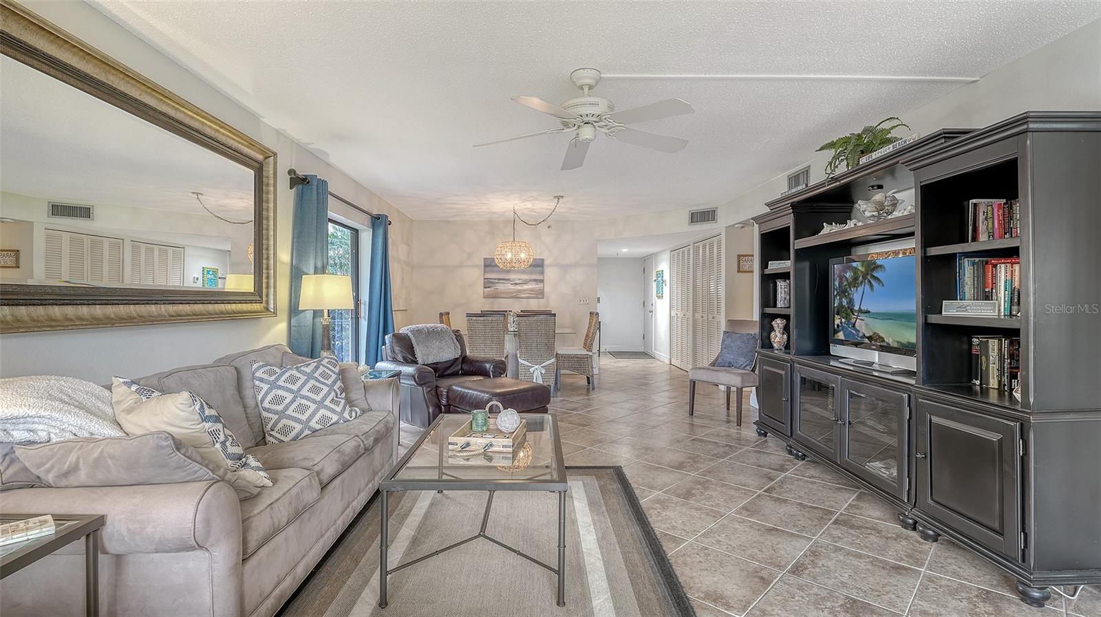 1001 Benjamin Franklin Unit 110, Sarasota, FL 34236