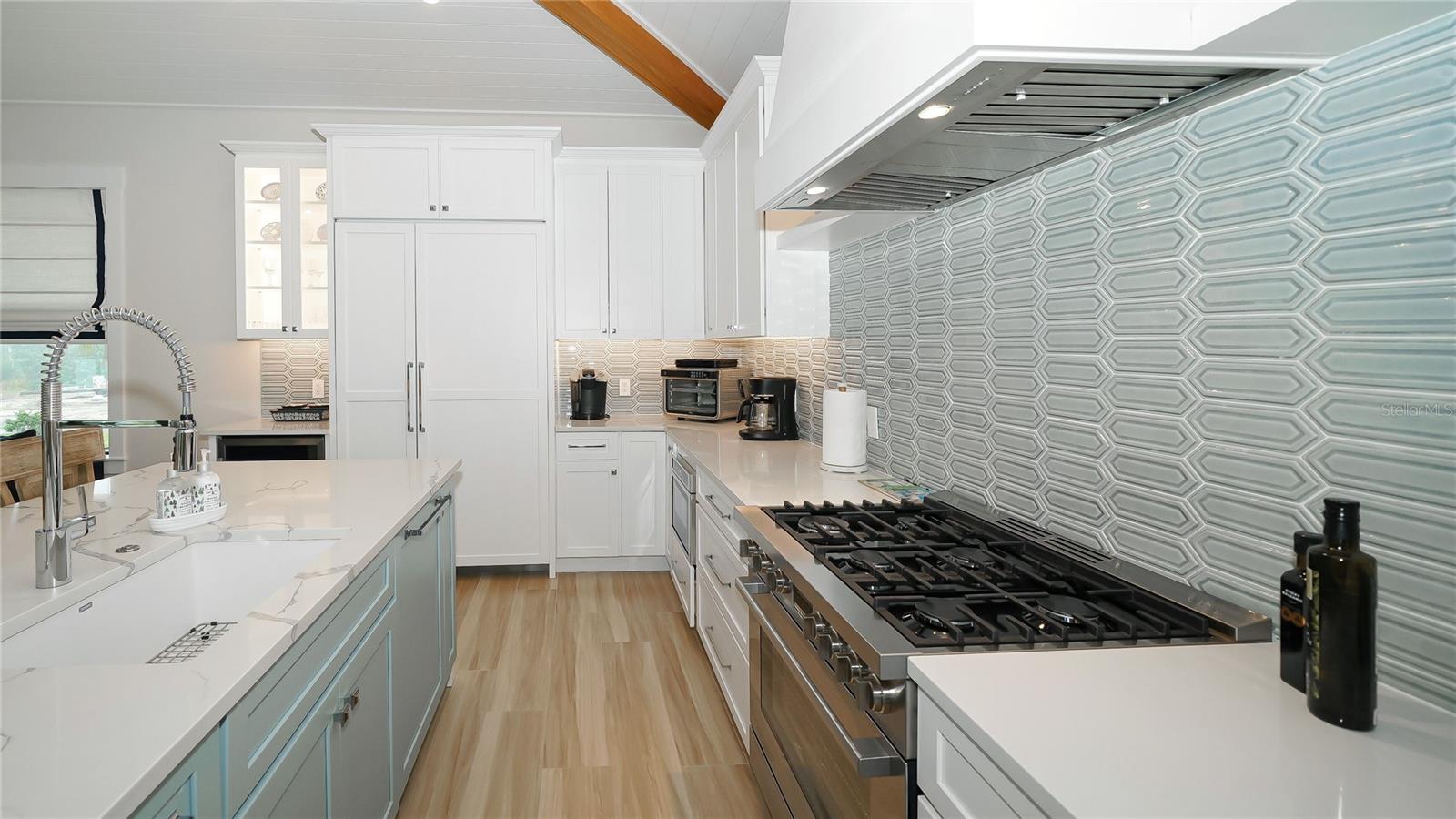 307 62nd, Holmes Beach, FL 34217