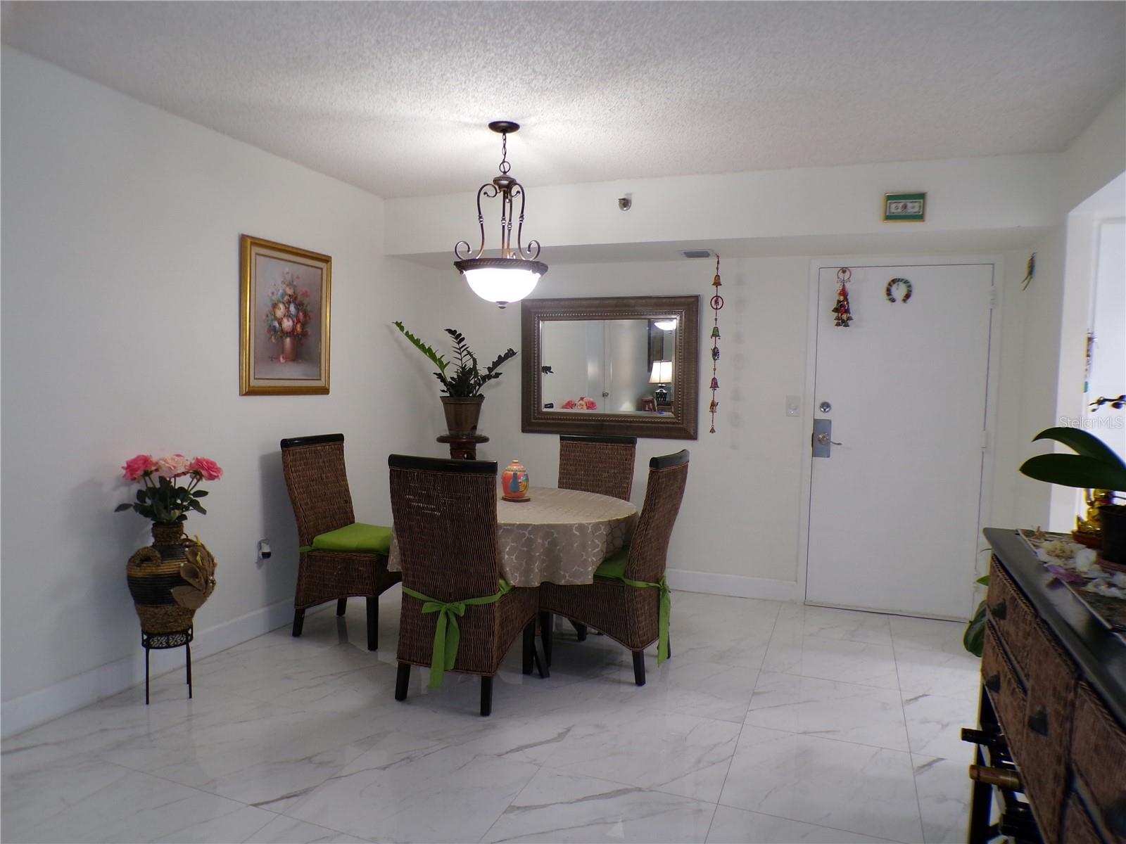 1000 Saint Charles Unit 209, Pembroke Pines, FL 33026