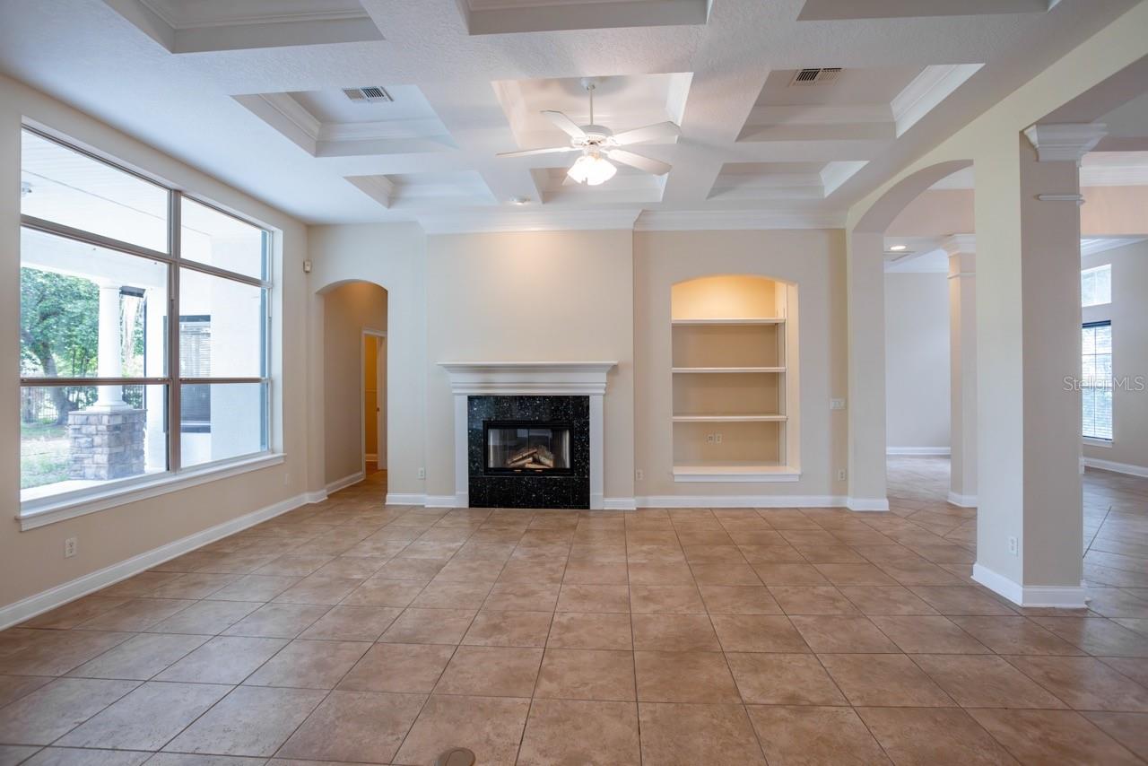 25609 Hawks Run, Sorrento, FL 32776