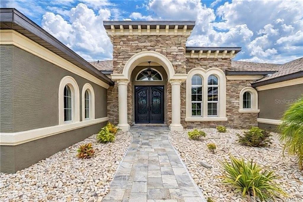 5061 Oakhill, Dunnellon, FL 34433