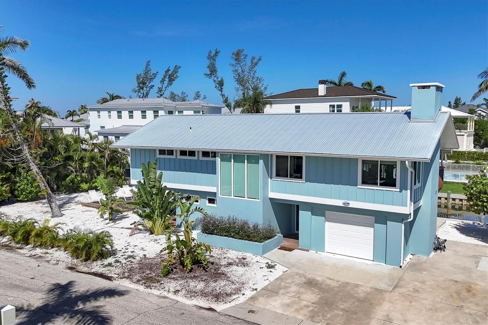 825 Tarawitt, Longboat Key, FL 34228