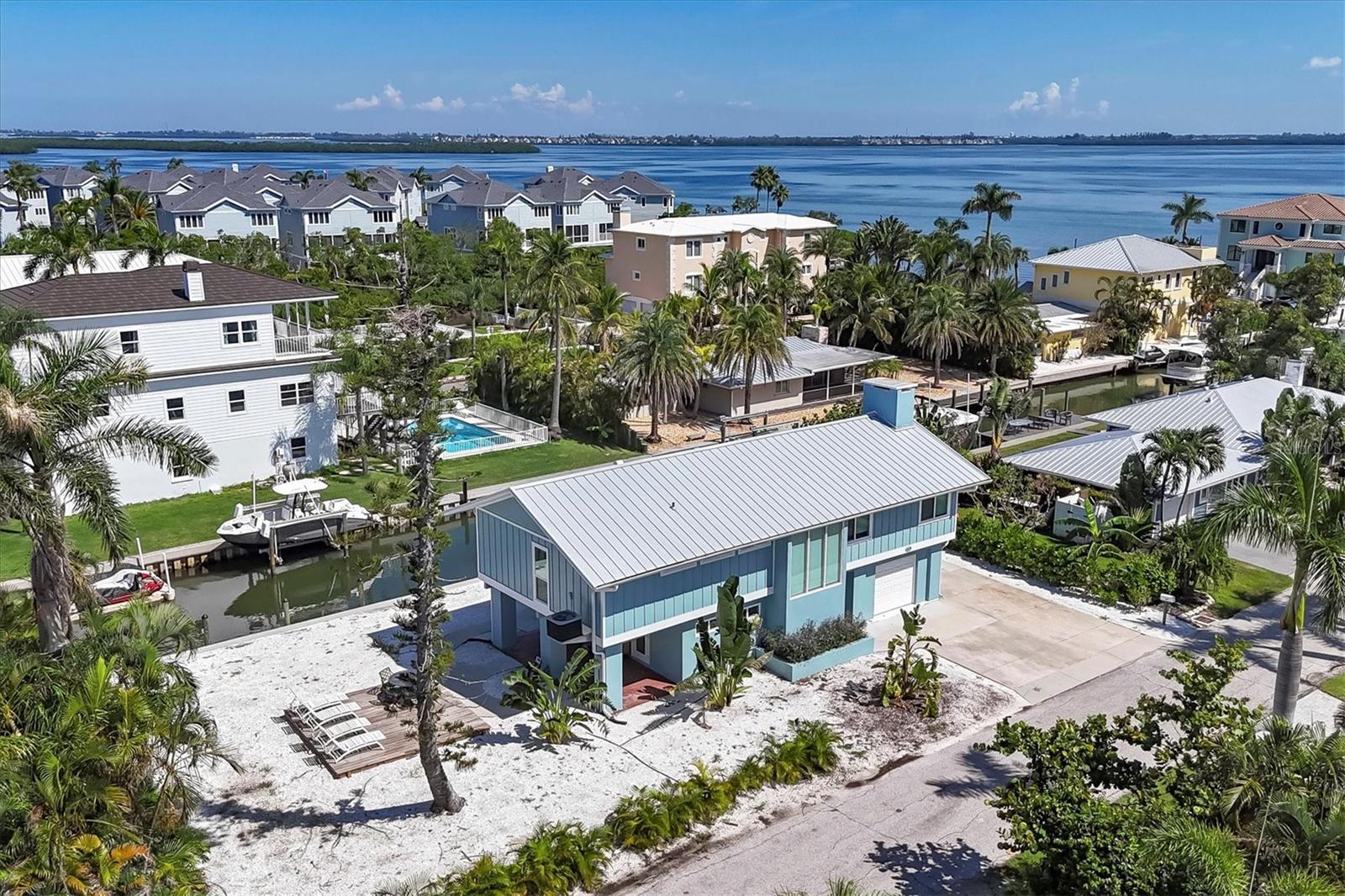 825 Tarawitt, Longboat Key, FL 34228