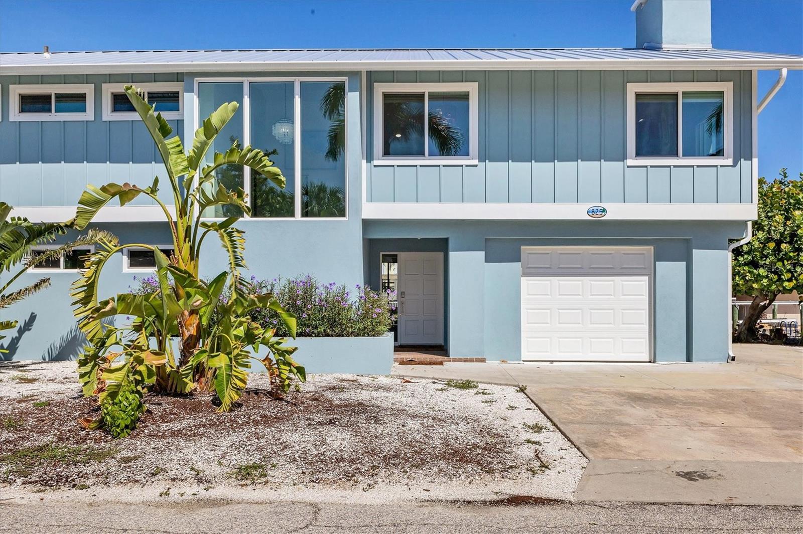 825 Tarawitt, Longboat Key, FL 34228