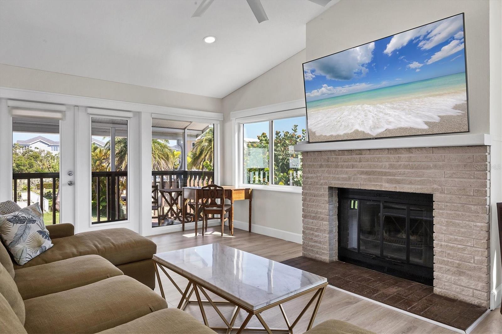 825 Tarawitt, Longboat Key, FL 34228