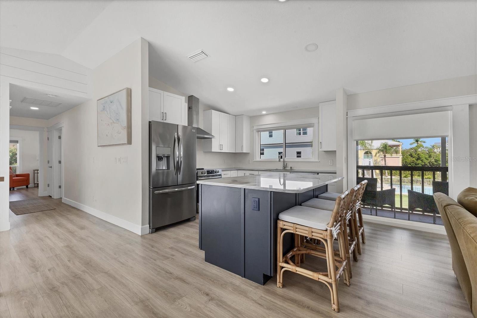 825 Tarawitt, Longboat Key, FL 34228