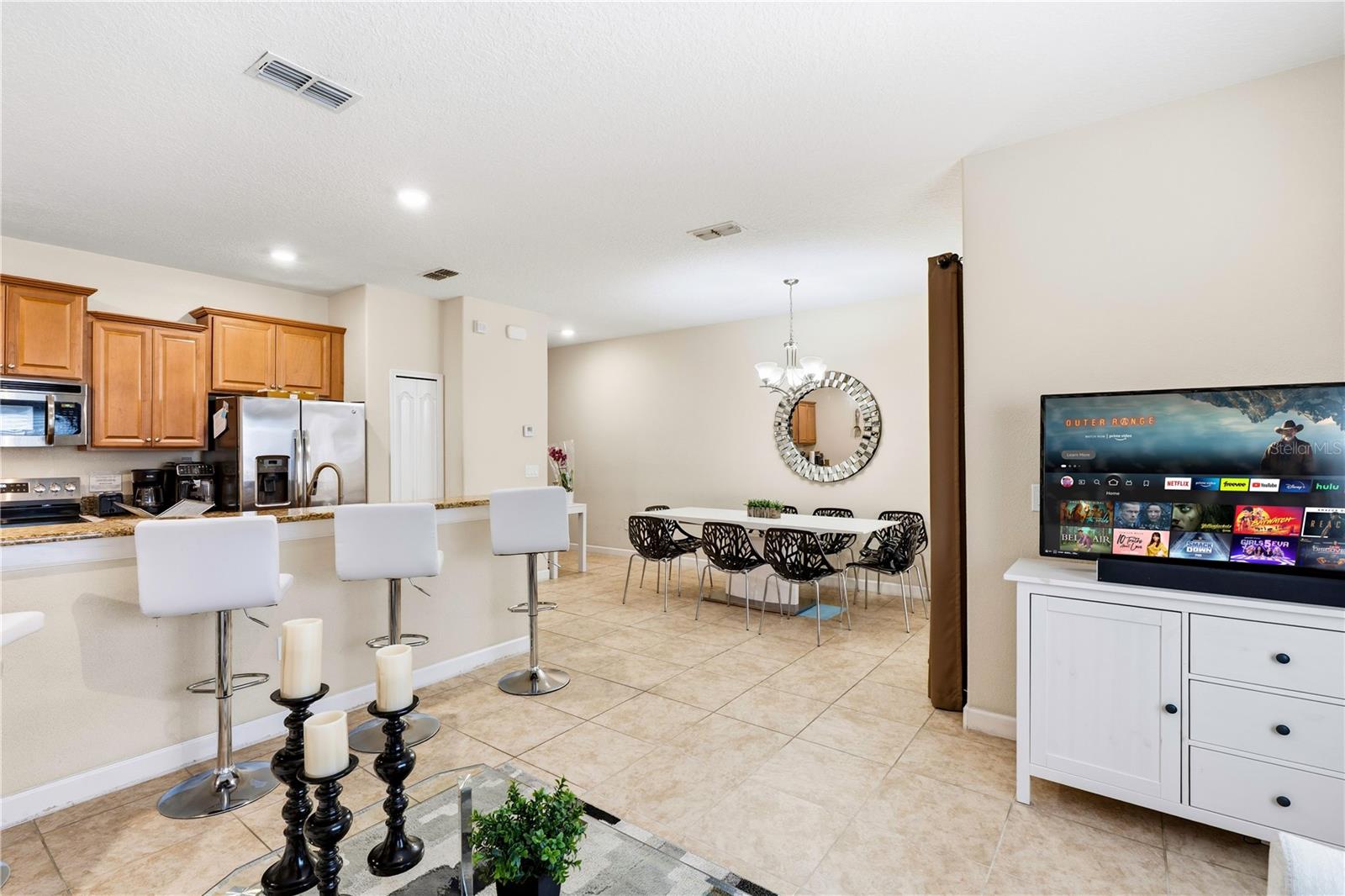 2975 Banana Palm Dr, Kissimmee, FL 34747