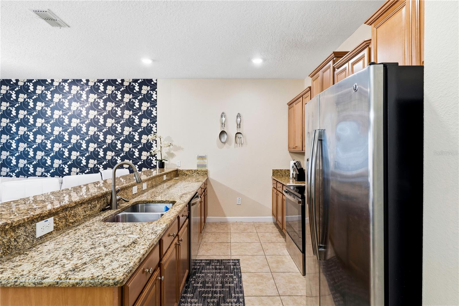 2975 Banana Palm Dr, Kissimmee, FL 34747