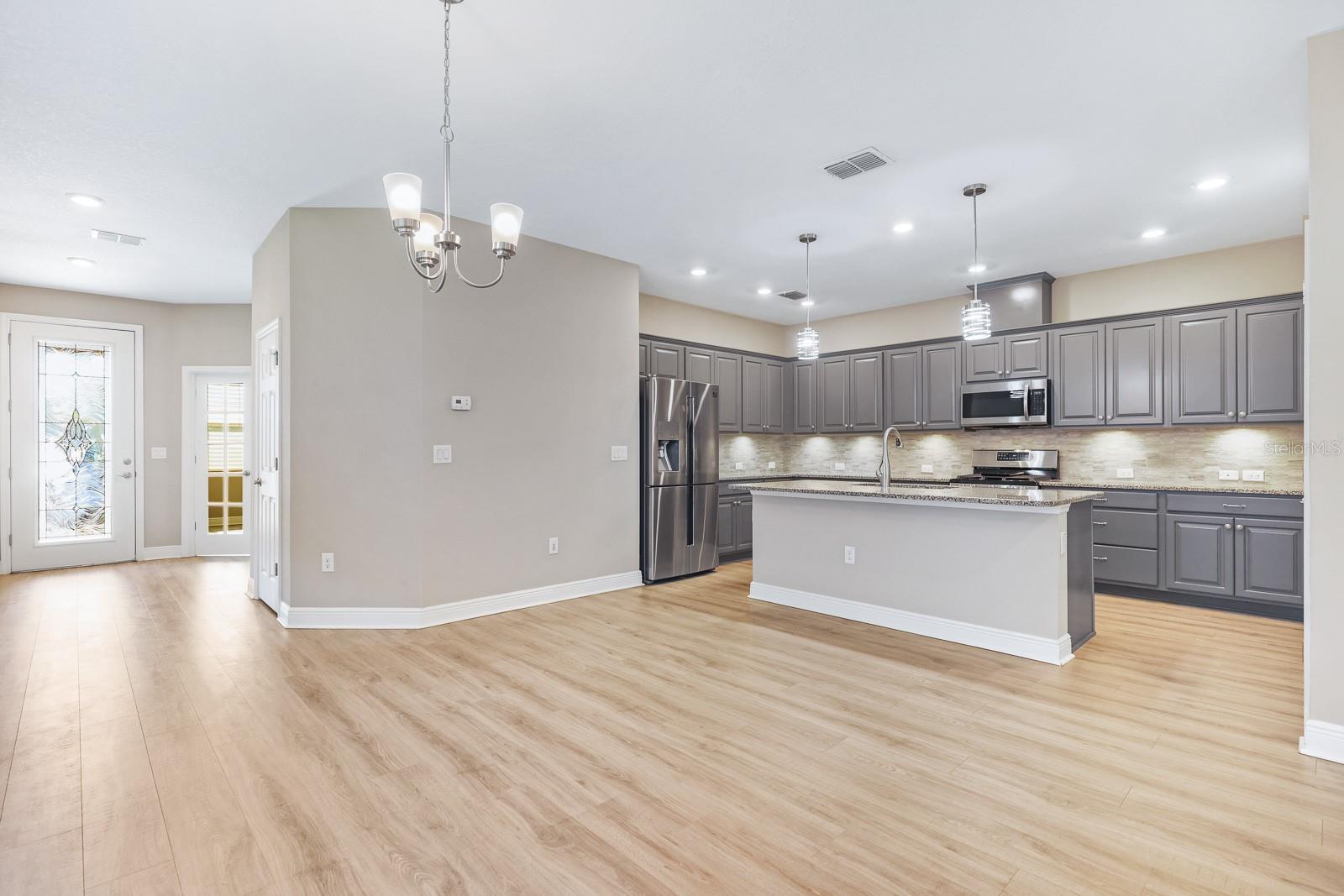 13892 Kingfisher Glen, Lithia, FL 33547