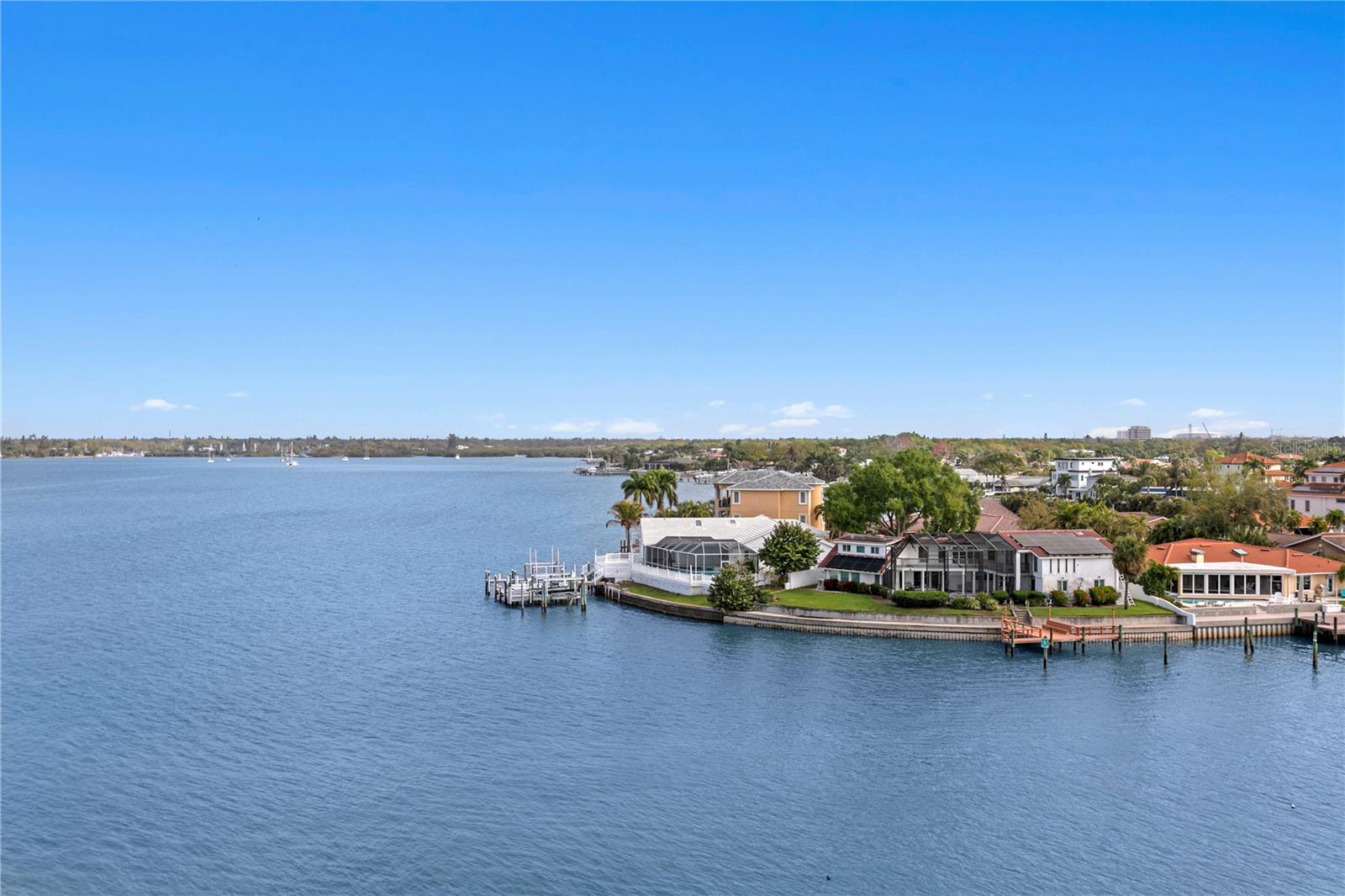 4717 Dolphin Cay Unit 507, St Petersburg, FL 33711