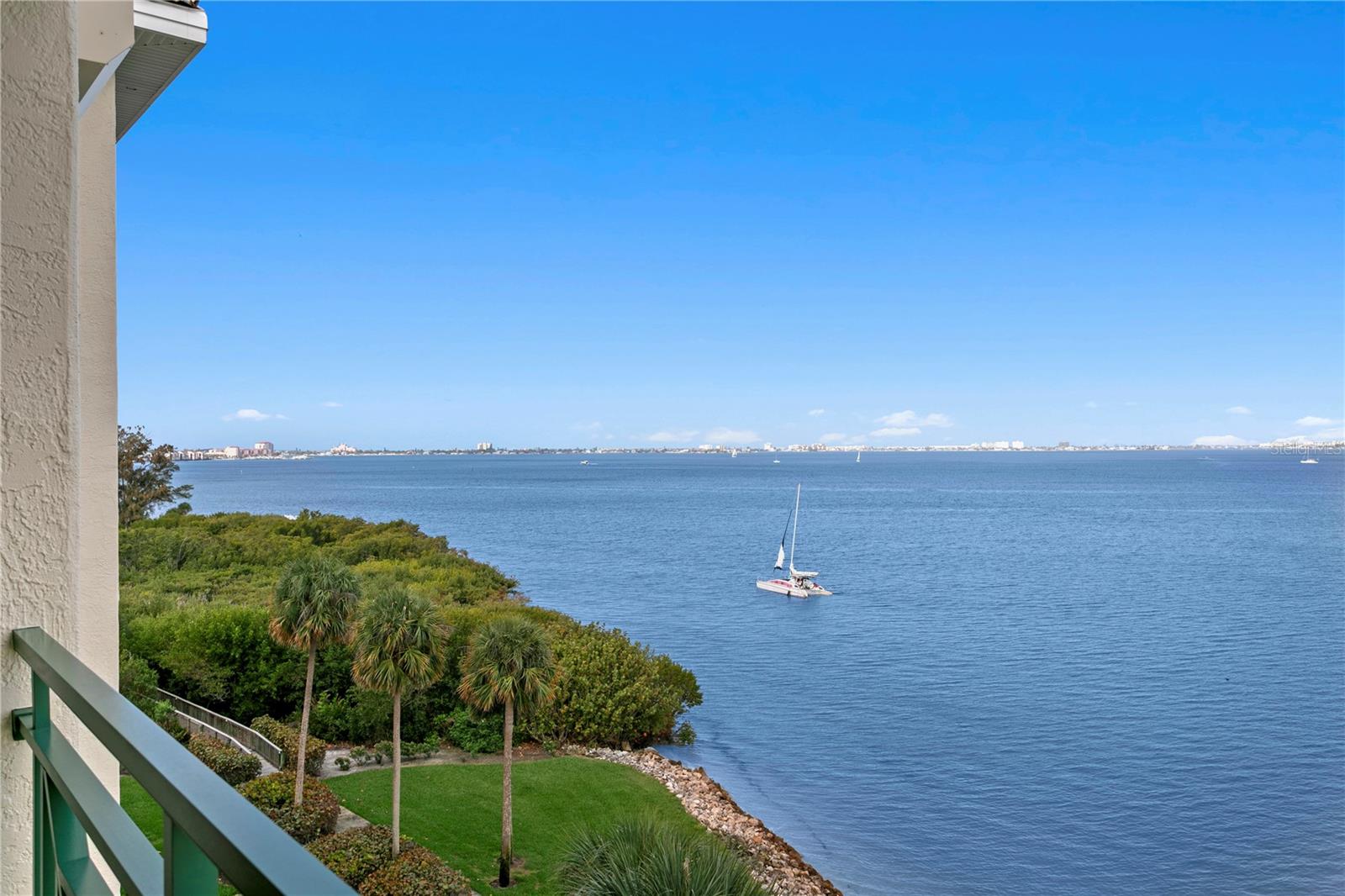 4717 Dolphin Cay Unit 507, St Petersburg, FL 33711