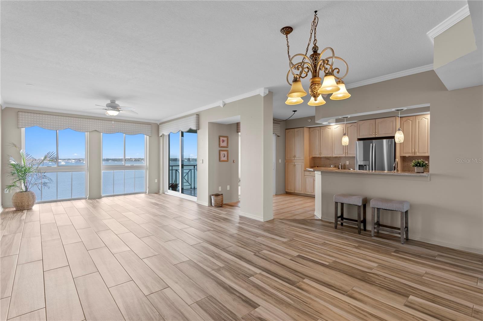 4717 Dolphin Cay Unit 507, St Petersburg, FL 33711