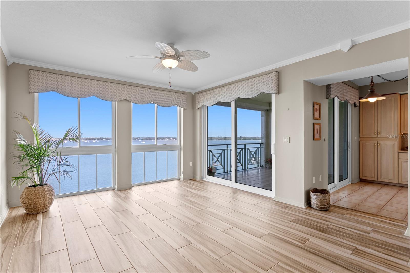 4717 Dolphin Cay Unit 507, St Petersburg, FL 33711