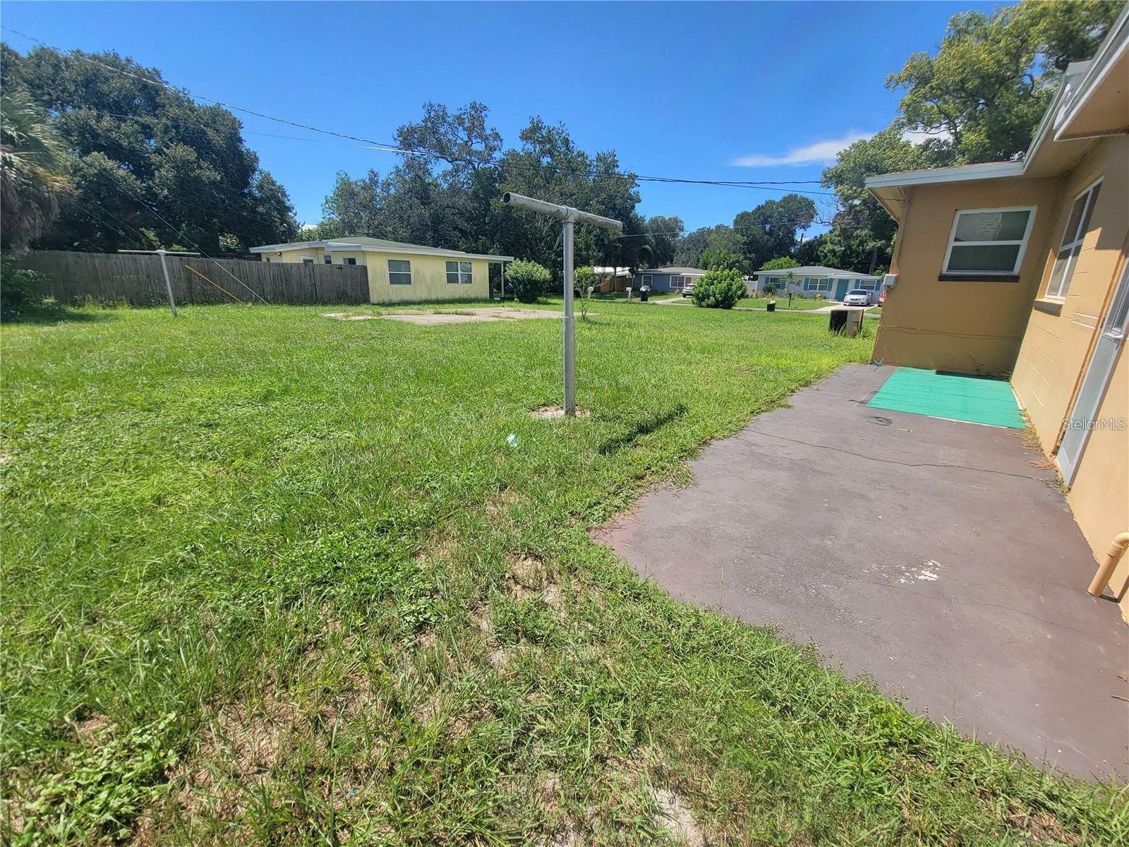5230 11th, Gulfport, FL 33707