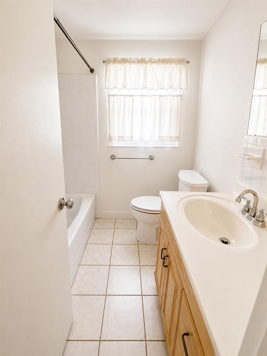 5230 11th, Gulfport, FL 33707