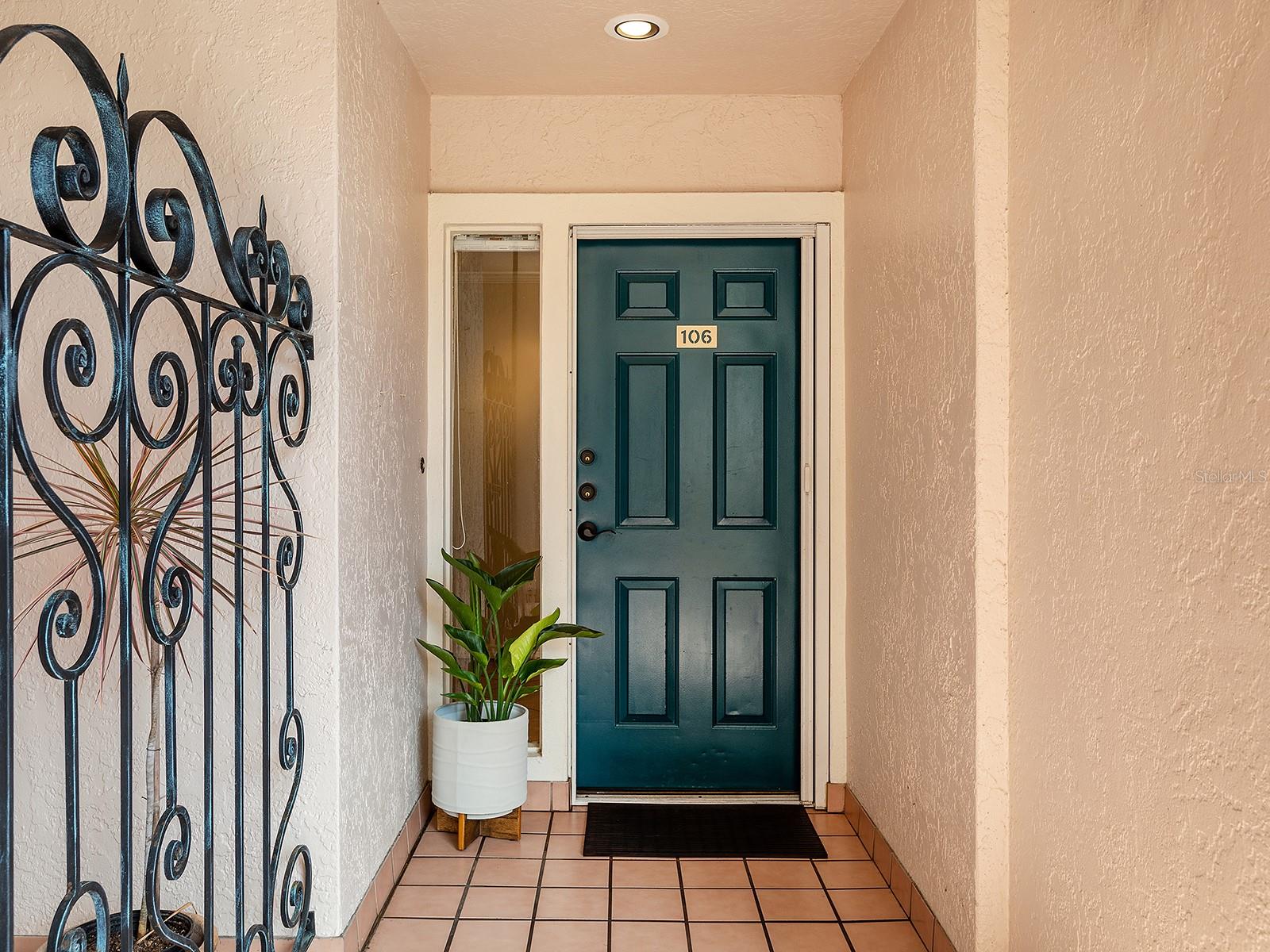 5420 Eagles Point Unit 106, Sarasota, FL 34231