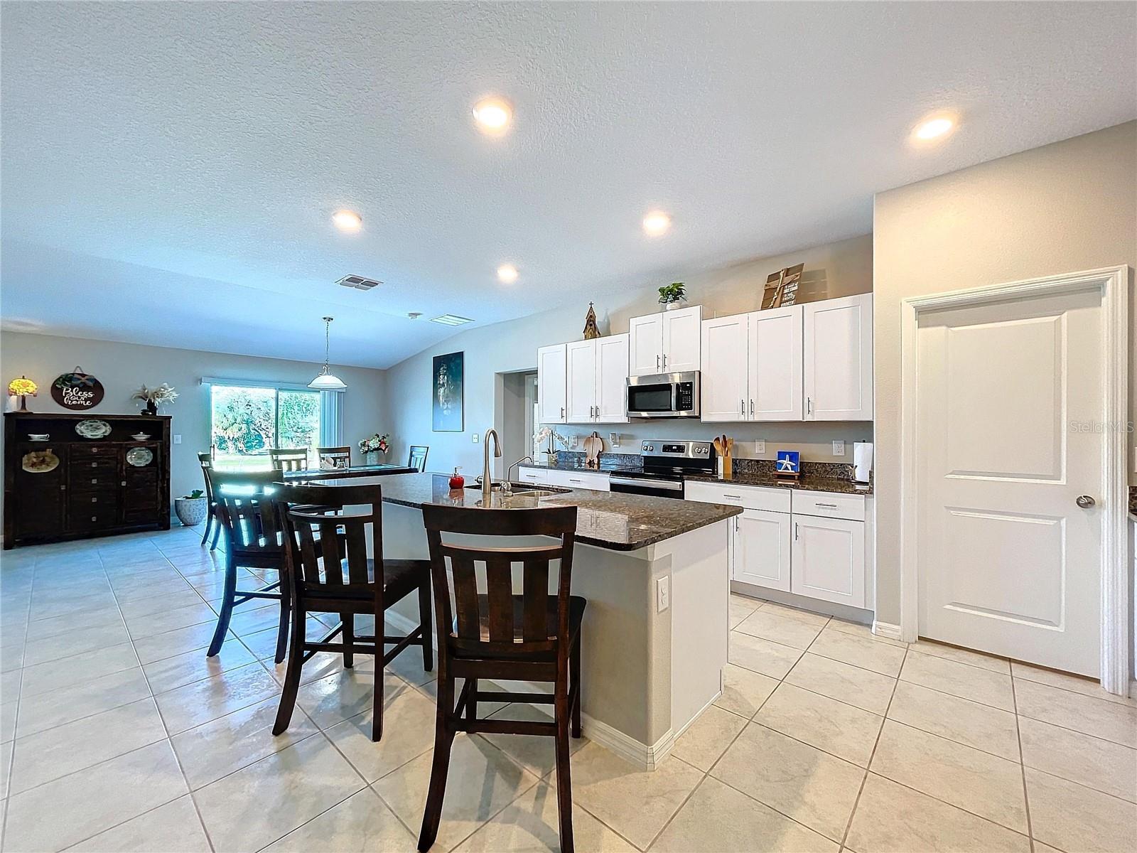 197 Rain Berry, Ruskin, FL 33570