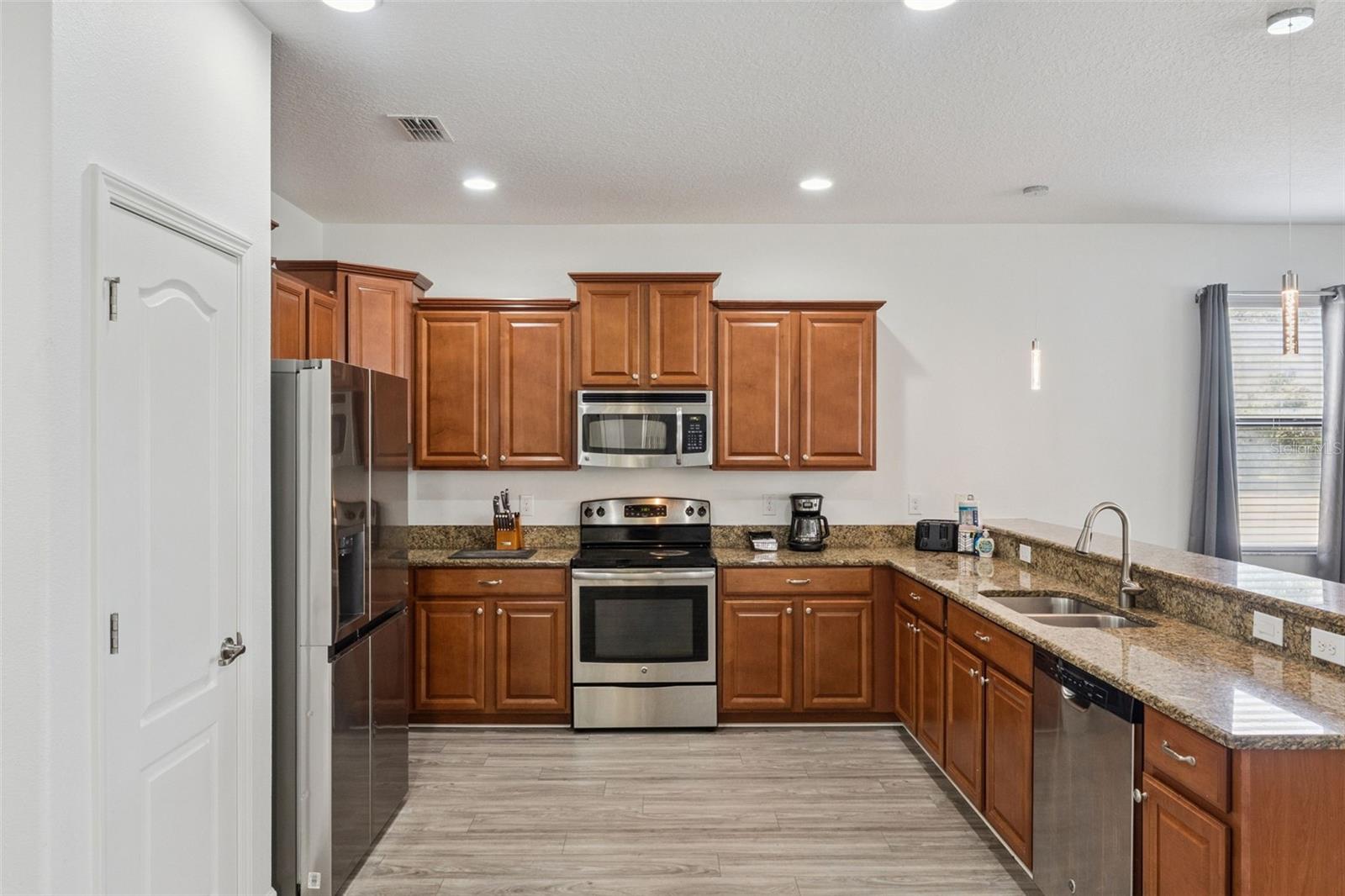 1430 Moon Valley, Davenport, FL 33896