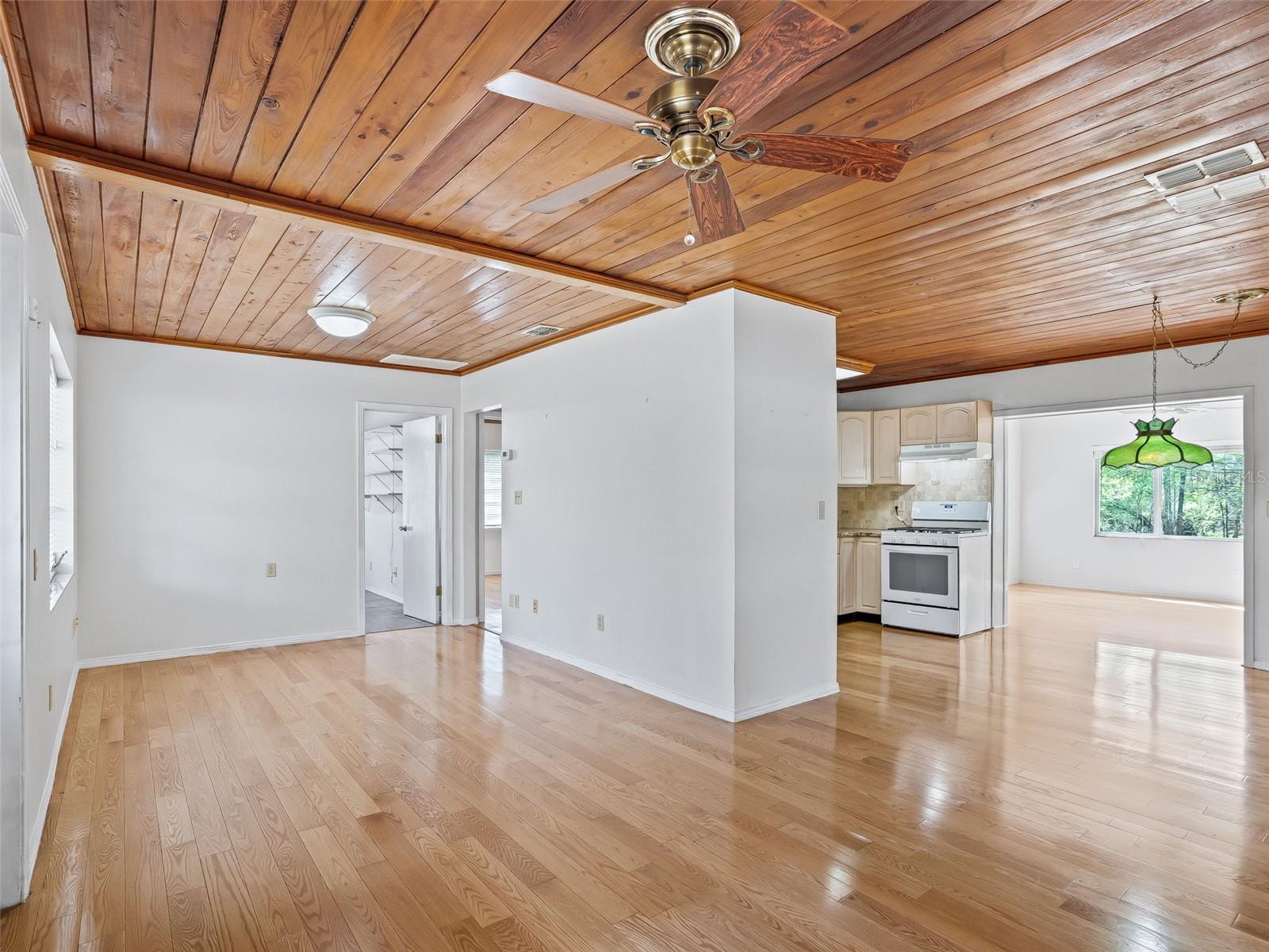 8701 Cr 647 S, Bushnell, FL 33513