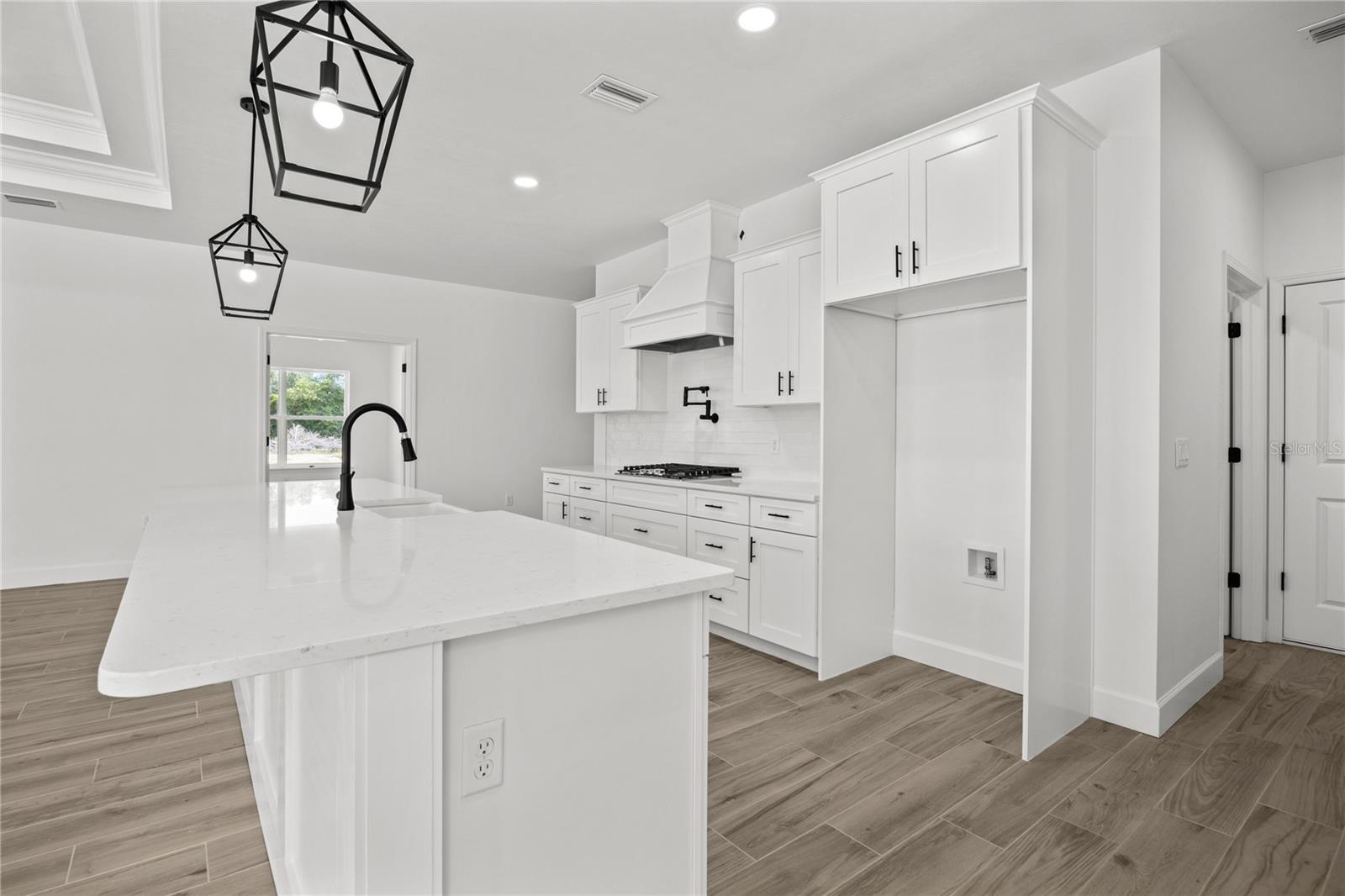 1050 67th, Gainesville, FL 32607