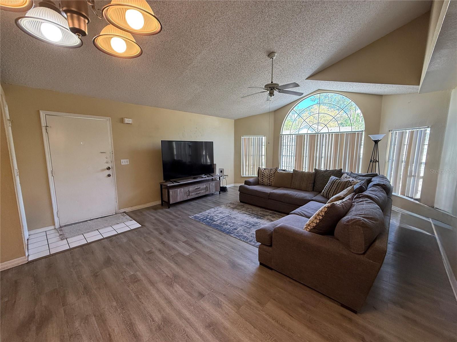 2006 Royal Bay Unit 126, Kissimmee, FL 34746