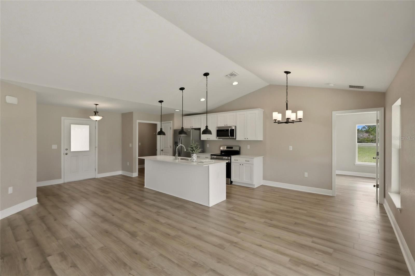 6809 Dickinson, Sebring, FL 33872