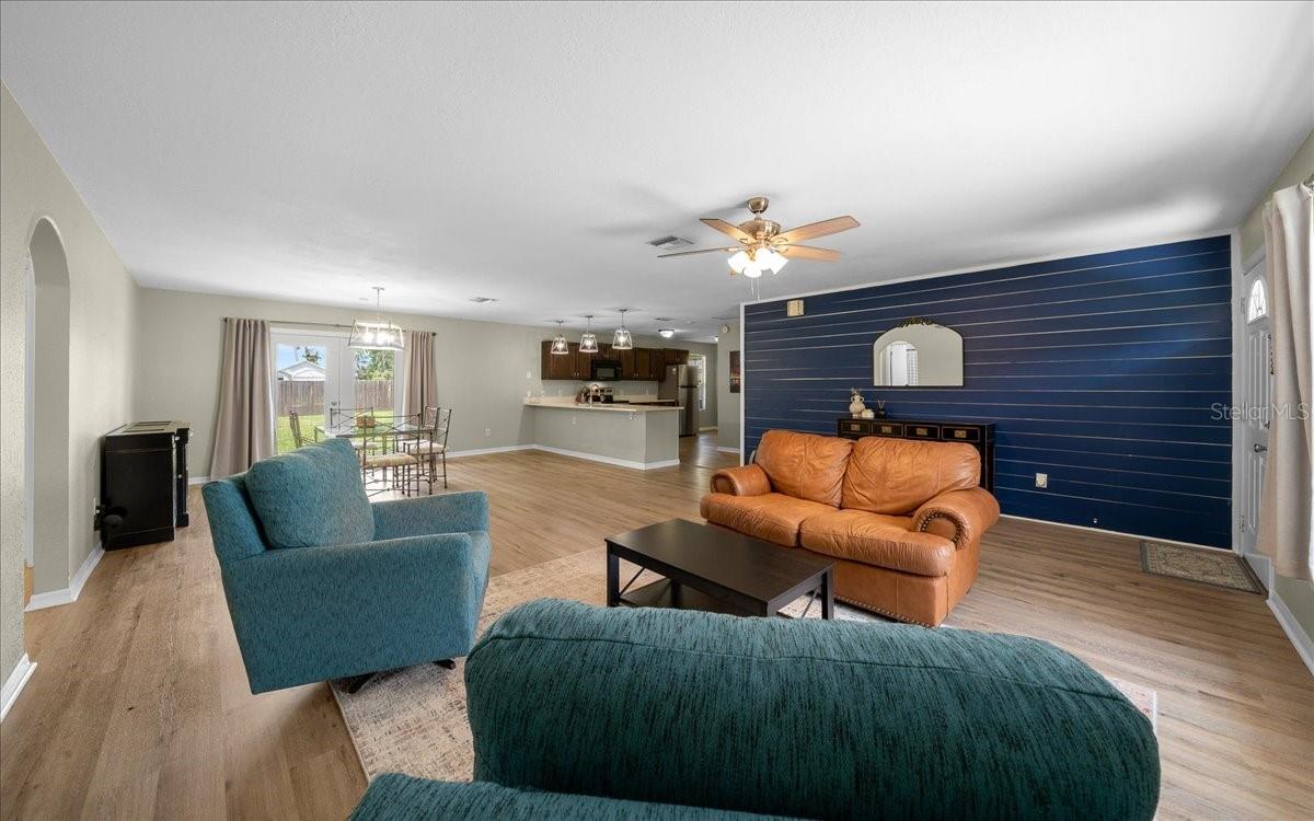 685 67th, Ocala, FL 34475