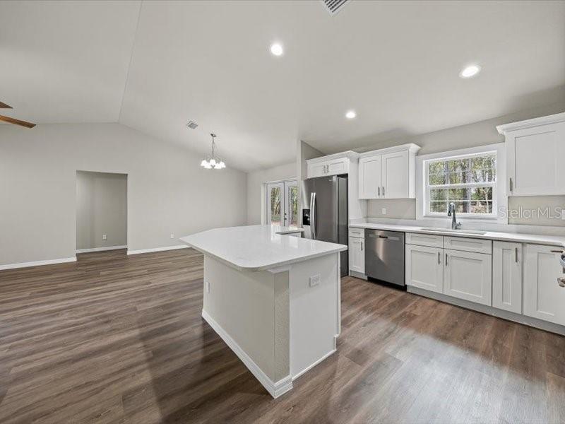 38 Willow, Ocala, FL 34472
