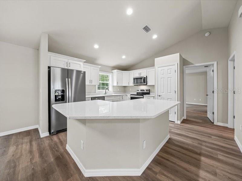 38 Willow, Ocala, FL 34472