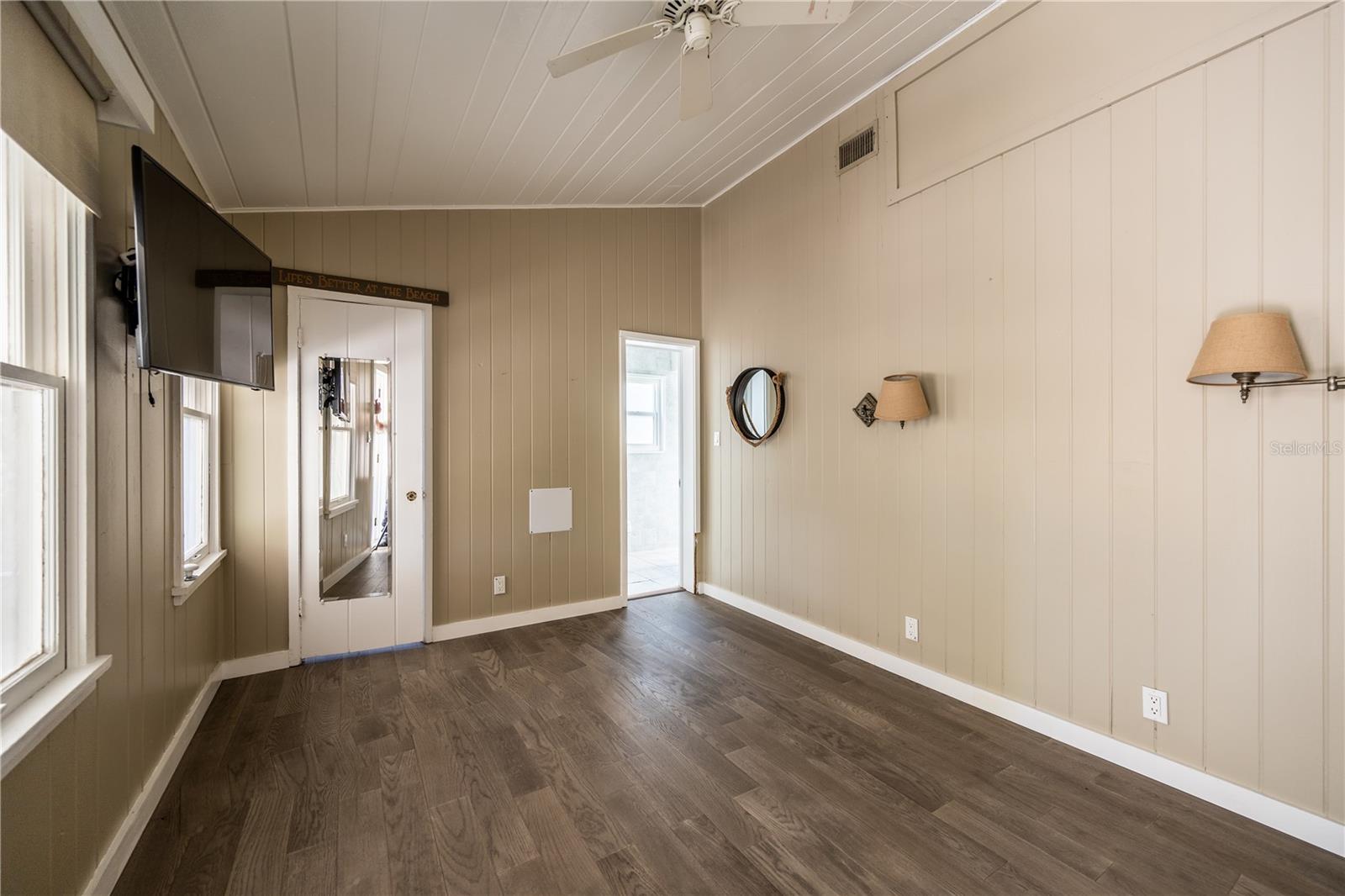 115 124th, Treasure Island, FL 33706