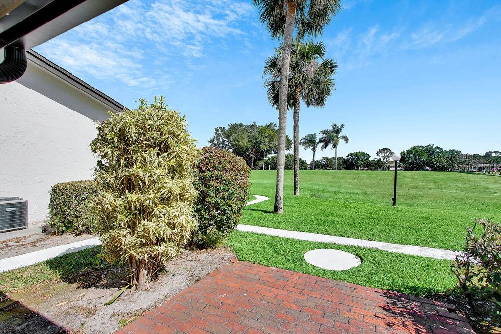 3507 Longmeadow Unit 4, Sarasota, FL 34235