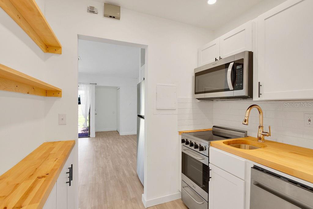 3507 Longmeadow Unit 4, Sarasota, FL 34235