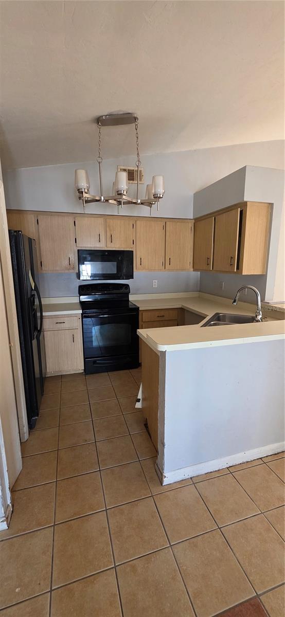 721 26th, Ocala, FL 34470