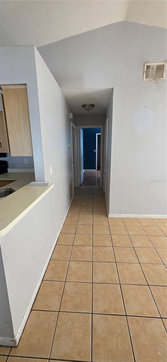 721 26th, Ocala, FL 34470