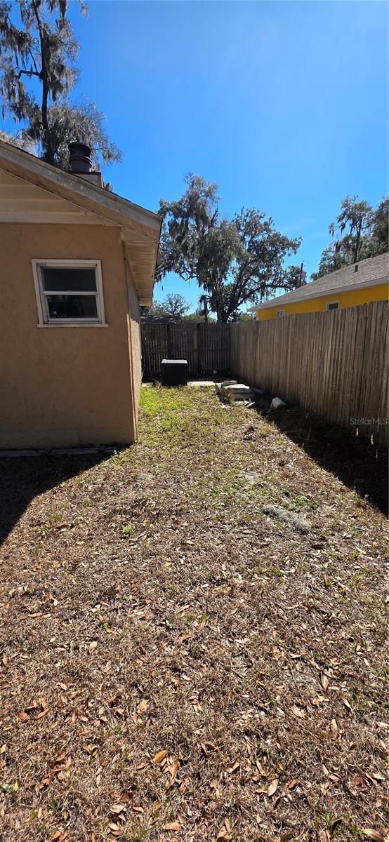 721 26th, Ocala, FL 34470