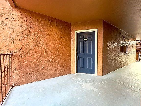 5140 Conroy Unit 27, Orlando, FL 32811
