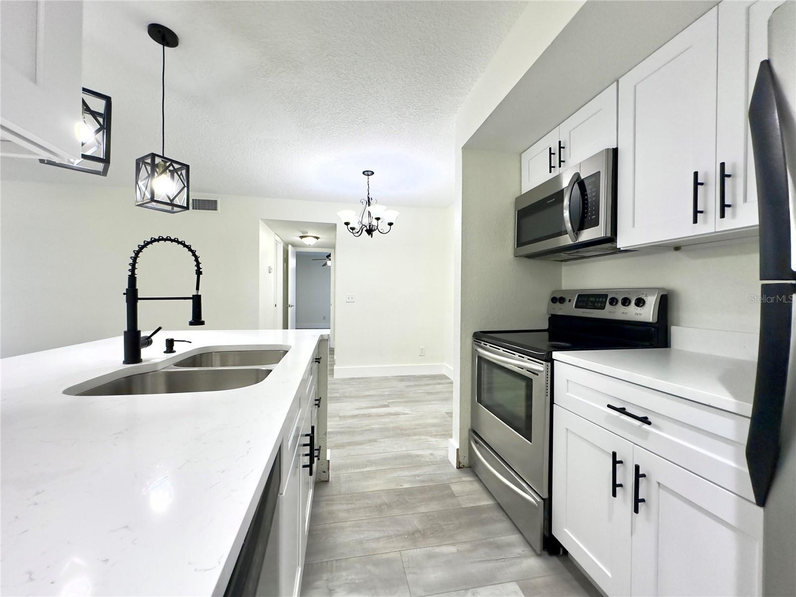 5140 Conroy Unit 27, Orlando, FL 32811