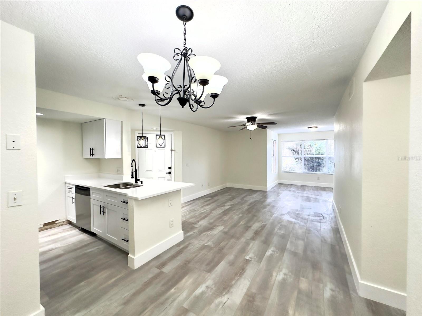 5140 Conroy Unit 27, Orlando, FL 32811