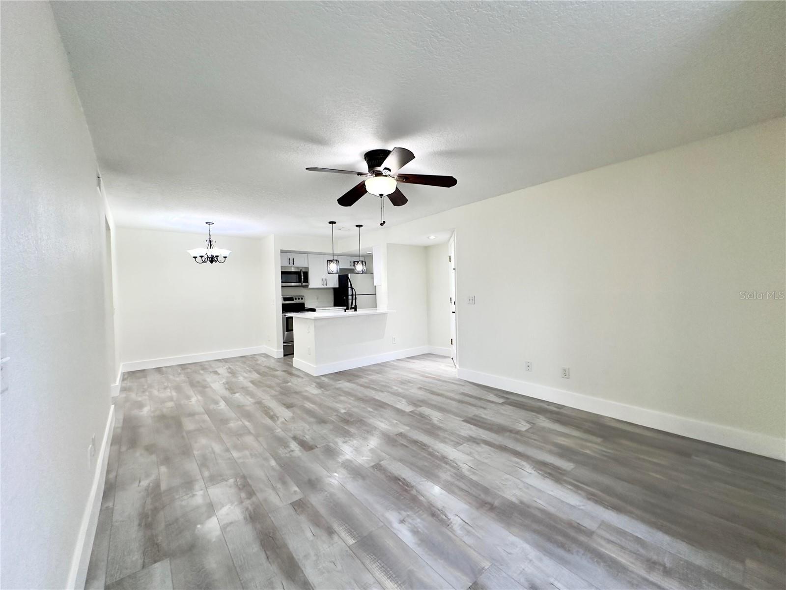 5140 Conroy Unit 27, Orlando, FL 32811