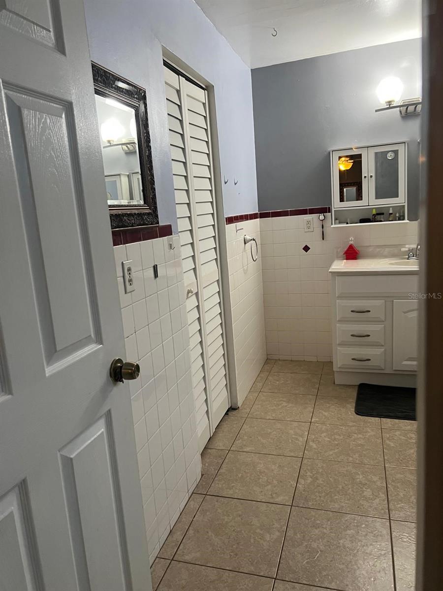 4912 Serena, Tampa, FL 33617