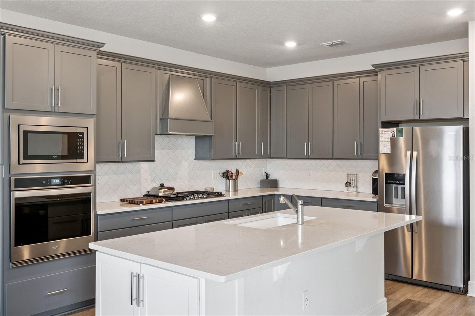 4008 Meandering Bay, Apopka, FL 32712