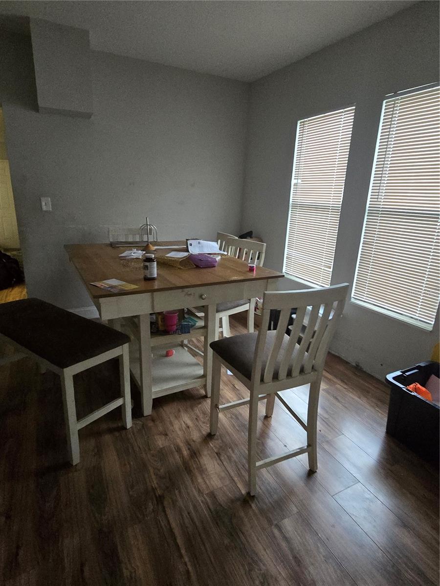 421 1st, Orlando, FL 32824