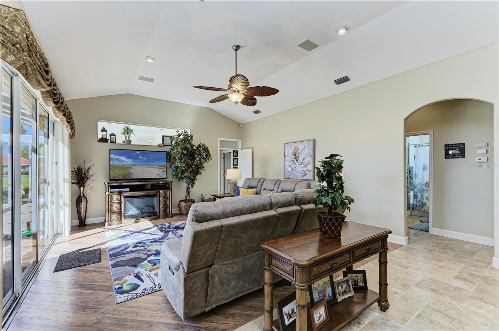 8315 Eagle, Sarasota, FL 34241