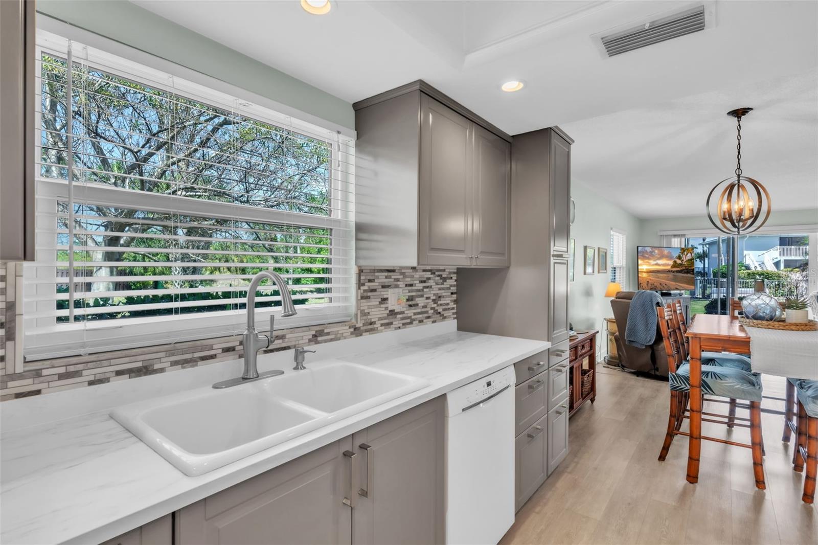 600 Manatee Unit 145, Holmes Beach, FL 34217