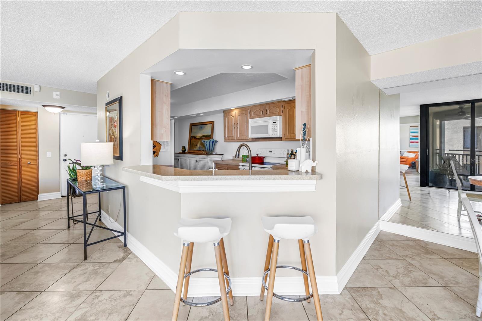 5825 Puerta del Sol Unit 464, St Petersburg, FL 33715