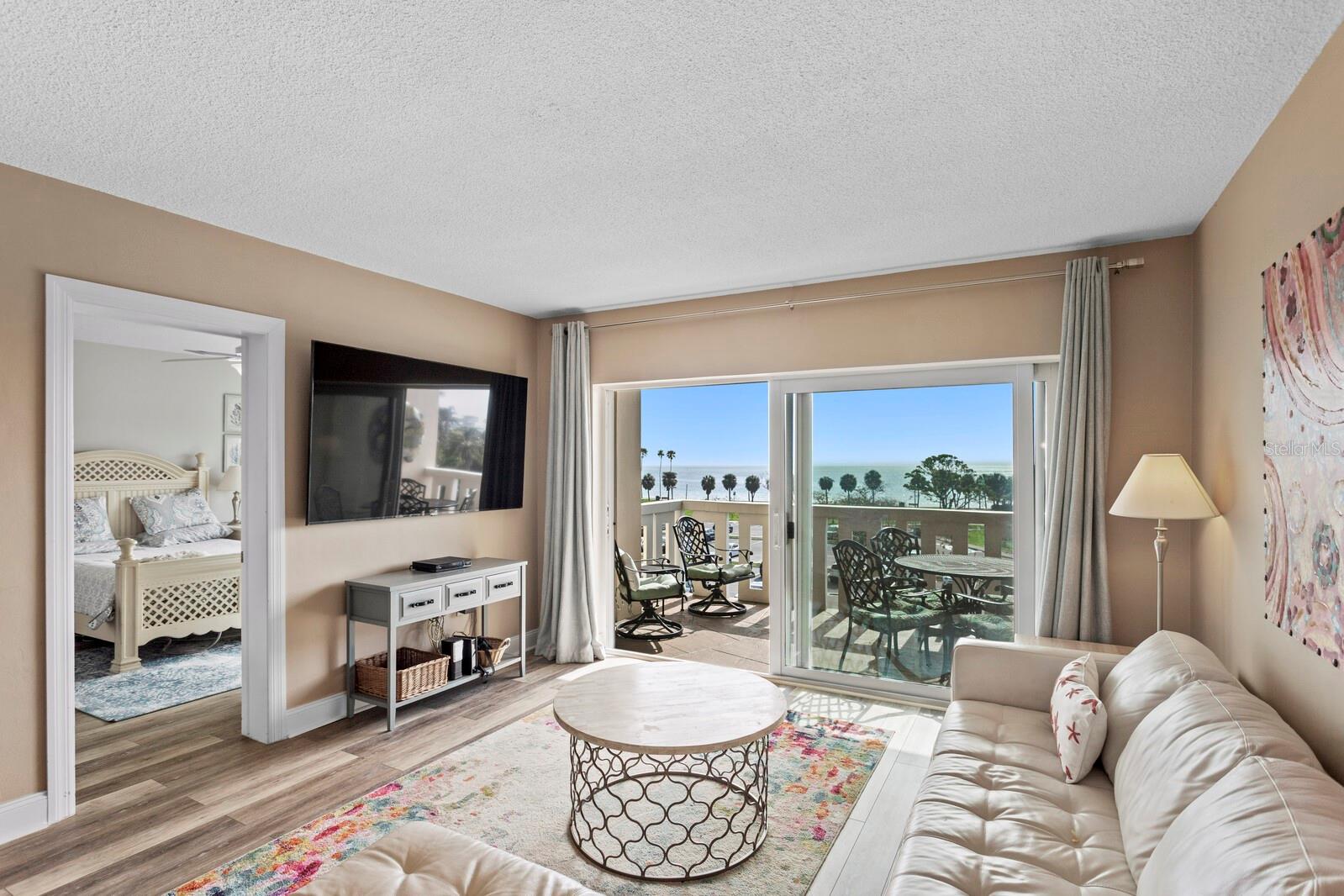 1200 Shore Unit 407, St Petersburg, FL 33701